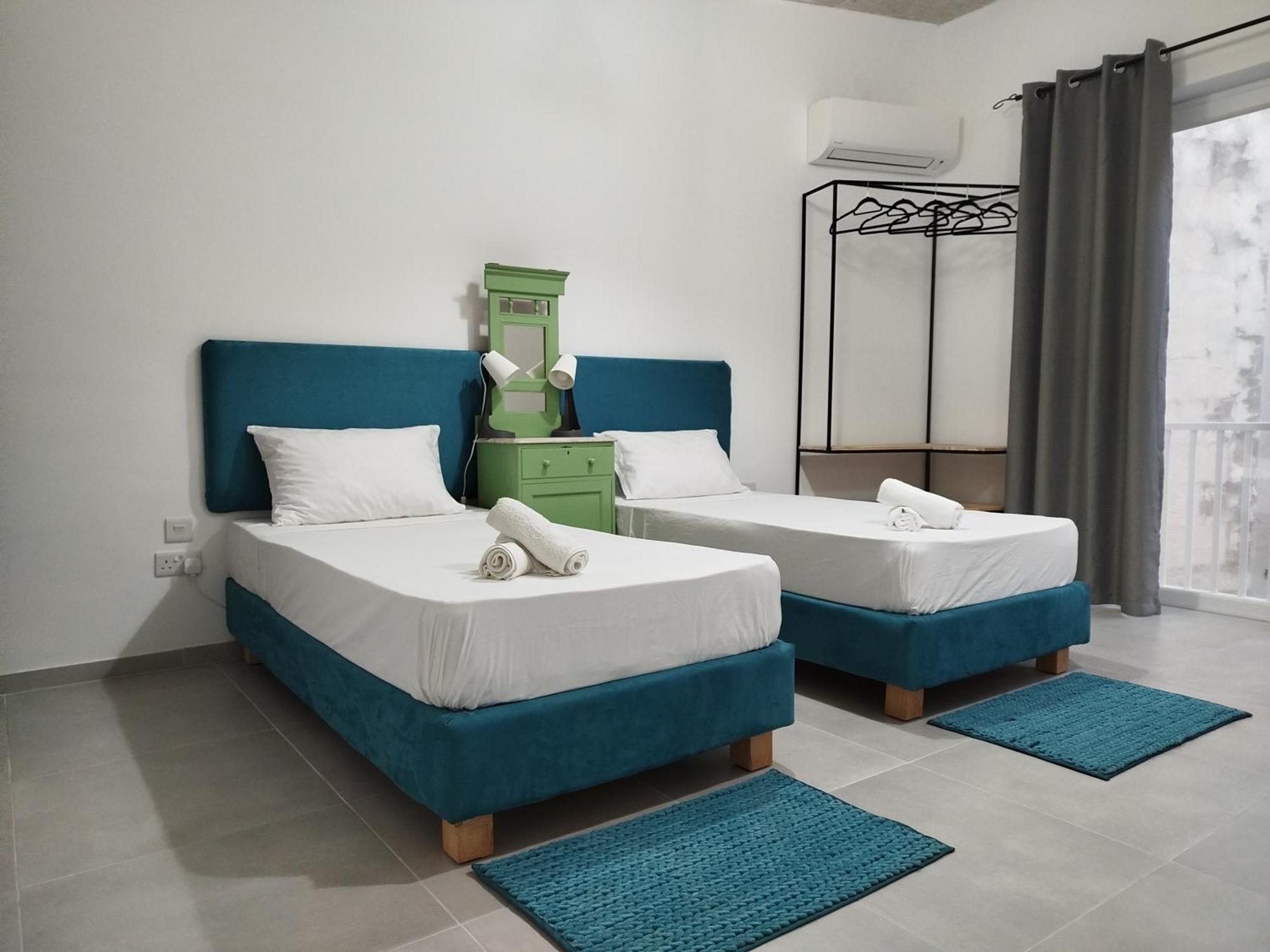 Limestone Sun Suites Слима Номер фото